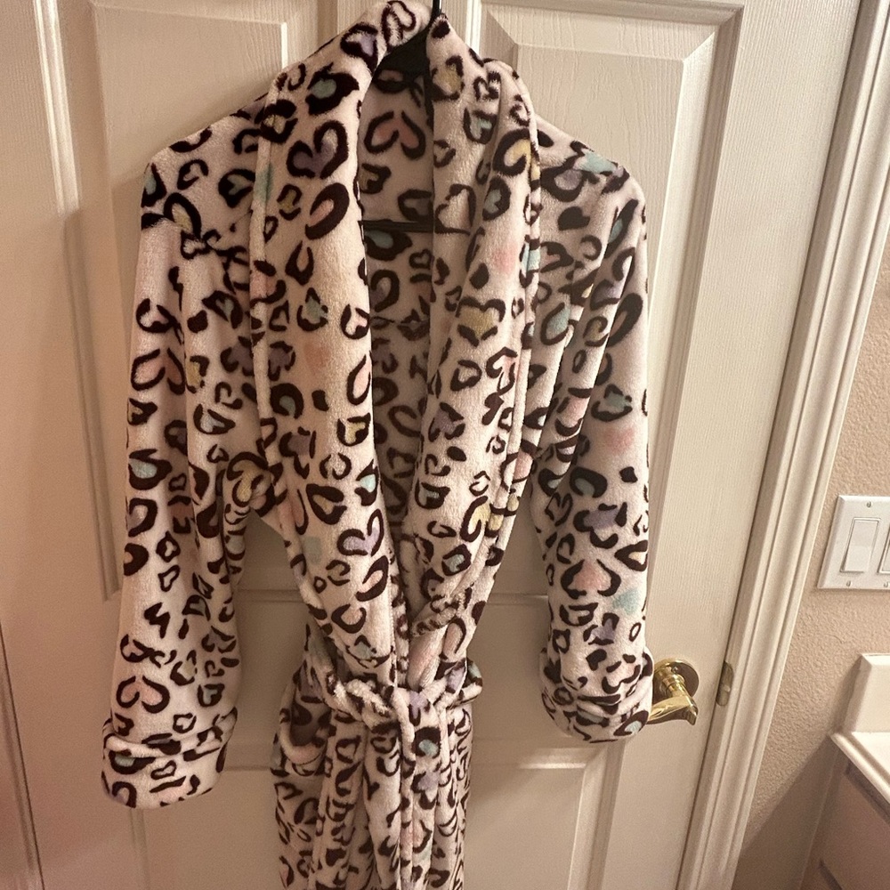 Adorable fleece bathrobe